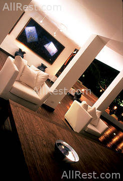 The House 5